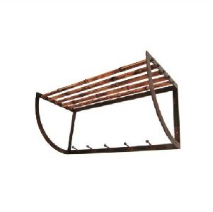 PENDURADOR P/ CHAPEU E CASACO