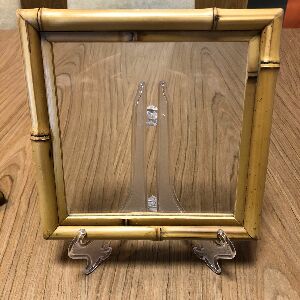 BANDEJA RETA BAMBU C VIDRO SEM ALCA P 20X20CM