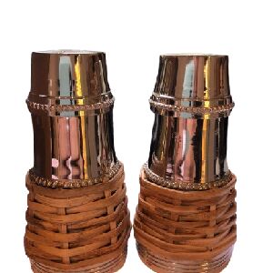 CONJUNTO SALEIRO E PIMENTEIRO METAL/RATTAN