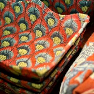 CAIXA WAVE FLORAL CRISANTEMO 26L X 16P X 8A CM