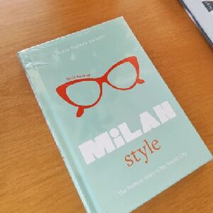 LITTLE BOOK OF MILAN STYLE - LAIA FARRAN GRAVES 1 ED 2024 15X12CM