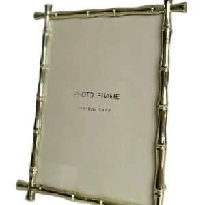 70225 - PORTA RETRATO DE MADEIRA, METAL DOURADO E VIDRO G 20X16CM