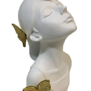 71112 - ESCULTURA EM RESINA BRANCA MENINA COM BORBOLETAS DOURADAS 20X12X10CM