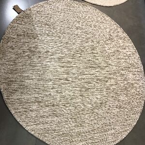 TAPETE ARTESANAL - 160X160cm