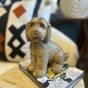 ESCULTURA DE CACHORRO EM RESINA 72539 20x12x20 cm