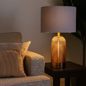 ABAJUR C/ C&Uacute;PULA - BASE DE VIDRO 56x29cm