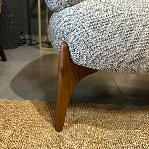 POLTRONA ELYSIAN TEC FX D4256/BASE VERNIZ CAJU 90X78X72M