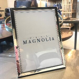 PORTA RETRATO EM METAL E VIDRO