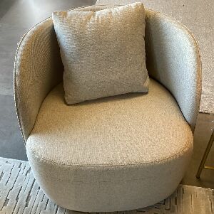 POLTRONA MODELO CHERIE TEC E 47 GIRO 65X65X75