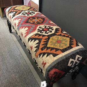 ASSENTO COM ARMA&Ccedil;&Atilde;O EM MADEIRA 120X45X40