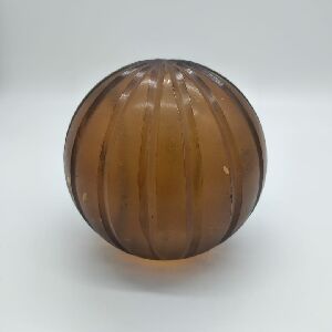 OBJETO EM VIDRO BOLA LAPIDADO